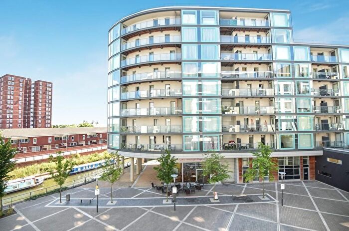 1 Bedroom Flat To Rent In Vantage Building, Station Approach, Hayes, London, UB3