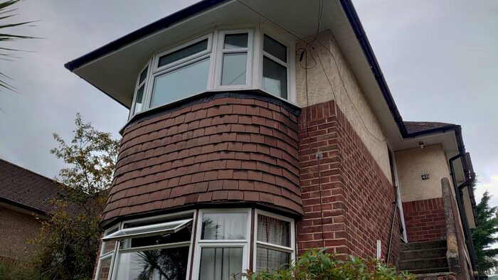 2 Bedroom Flat To Rent In Vale Drive, Southampton, SO18