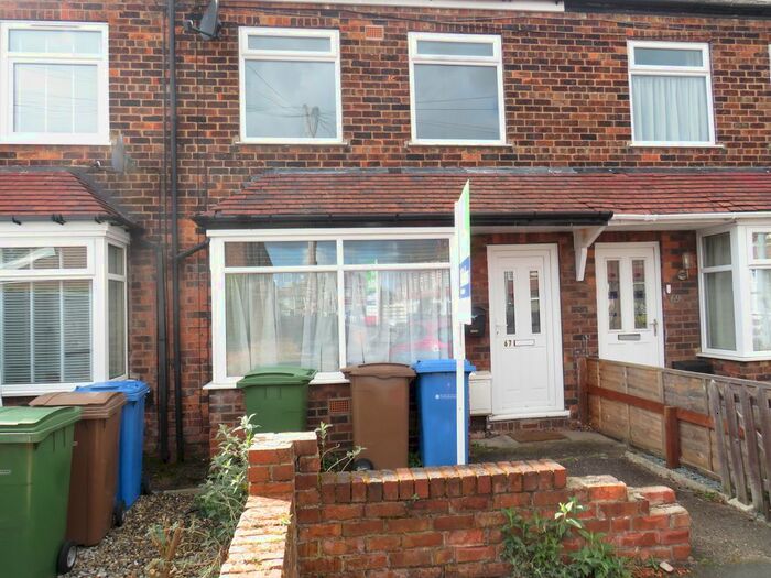 2 Bedroom Property To Rent In Penshurst Avenue, Hessle, HU13