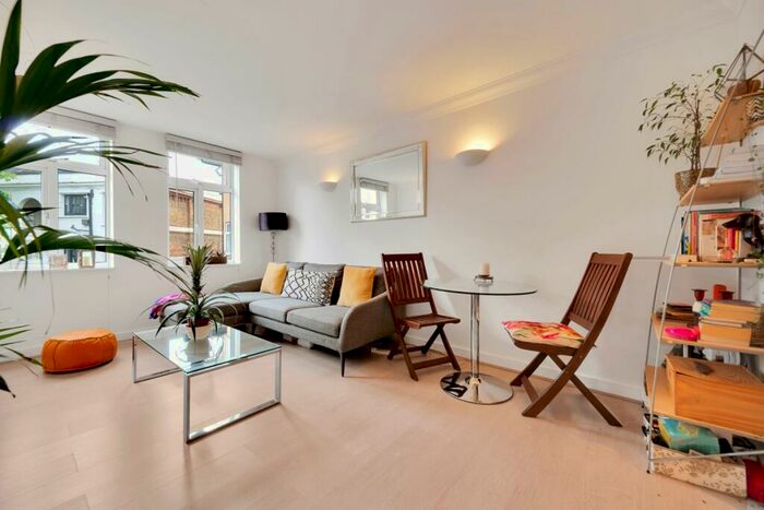 1 Bedroom Flat To Rent In Stoke Newington High Street, Stoke Newington, N16
