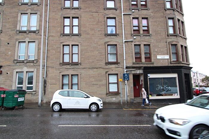 1 Bedroom Flat To Rent In Strathmartine Road, Dundee, DD3