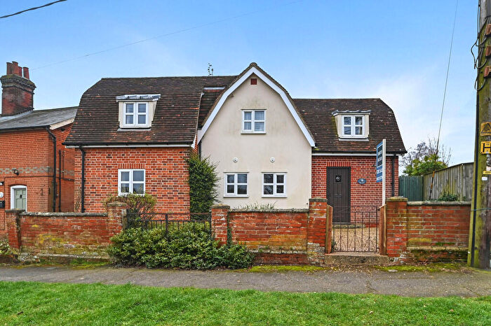 3 Bedroom Semi-Detached House For Sale In Copdock, Ipswich, Suffolk, IP8