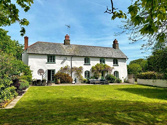 4 Bedroom Detached House For Sale In Meshaw, South Molton, Devon, EX36
