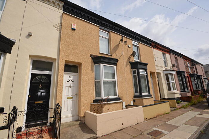 3 Bedroom Terraced House To Rent In Pope Street, Bootle, L20