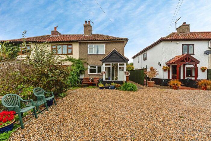 2 Bedroom End Terrace House For Sale In Swaffham Road, Watton, Norfolk, IP25