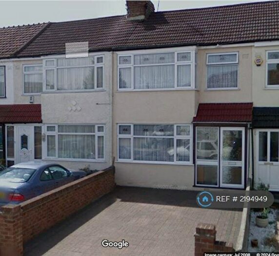 3 Bedroom Terraced House To Rent In Albany Park Avenue, Enfield, EN3