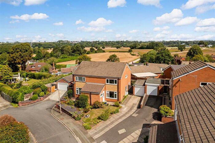 3 Bedroom House For Sale In Leigh Way, Weaverham, Northwich, CW8