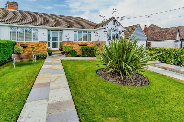 2 Bedroom Bungalow For Sale In Westmore Road, Tatsfield, Westerham, TN16