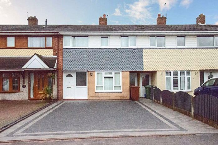 3 Bedroom Terraced House To Rent In Matlock Road, Lower Farm, Bloxwich, WS3