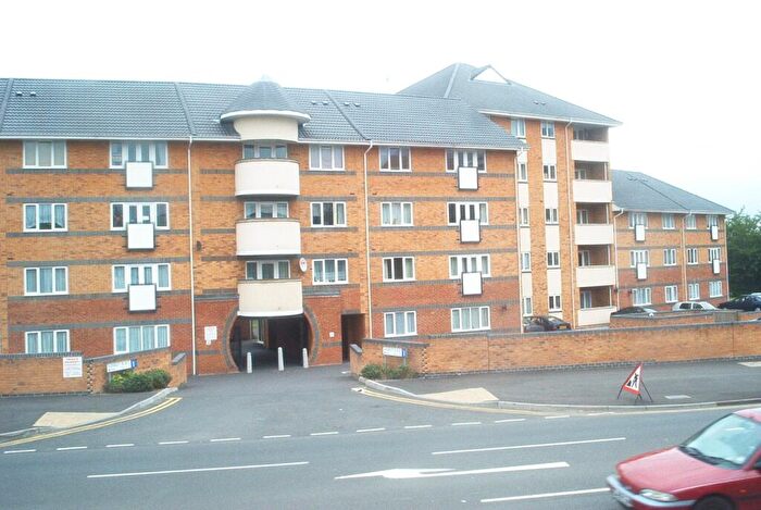 2 Bedroom Flat To Rent In Winslet Place, Oxford Road, Reading, RG30