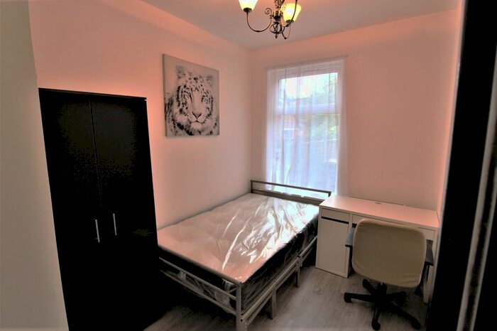 2 Bedroom Flat To Rent In Kingsway, Coventry, CV2