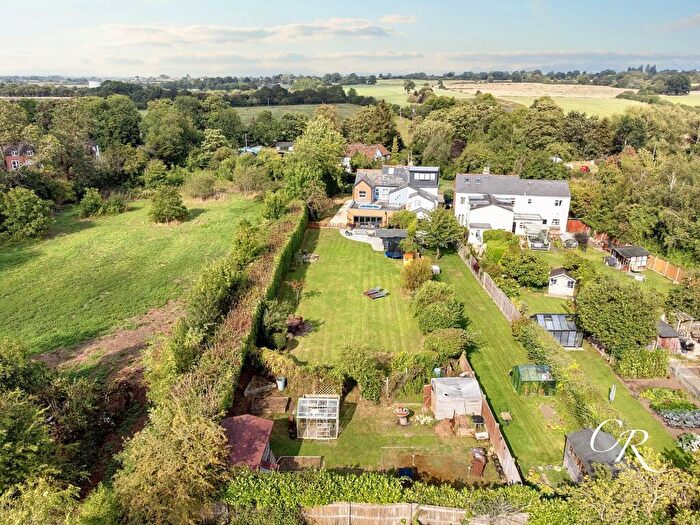 4 Bedroom Semi-Detached House For Sale In Pheasant Lane, Cheltenham, GL51