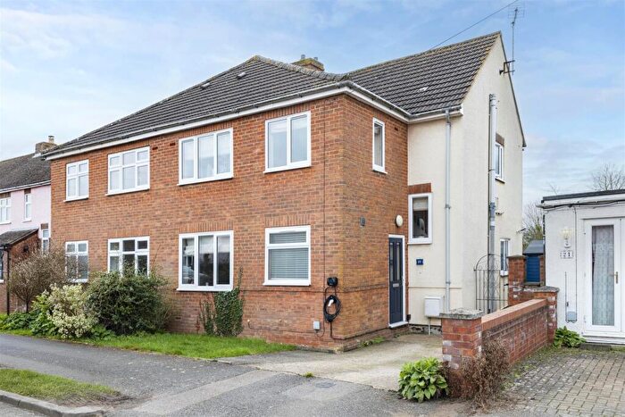 4 Bedroom Semi Detached House For Sale In Coronation Road, Cranfield, Bedford, MK43