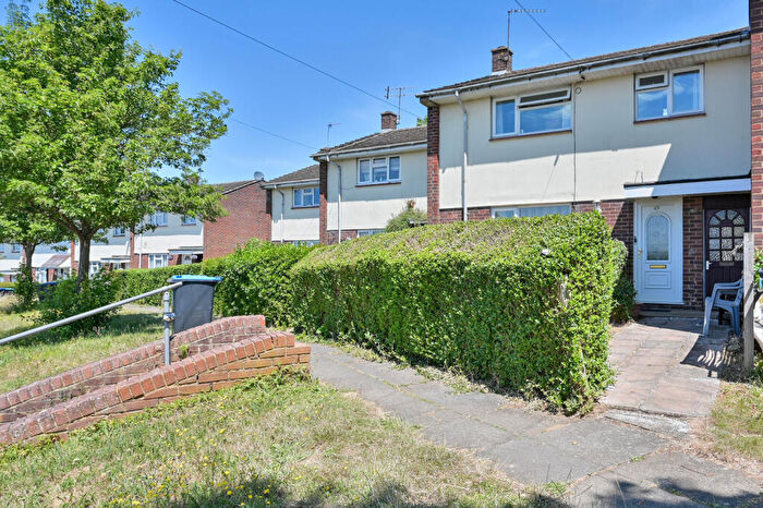 4 Bedroom Terraced House For Sale In Wood Crescent, Hemel Hempstead, HP3