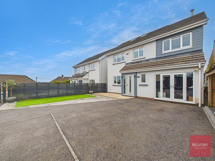 5 Bedroom Detached House For Sale In Hill View, Penclawdd, Swansea, SA4