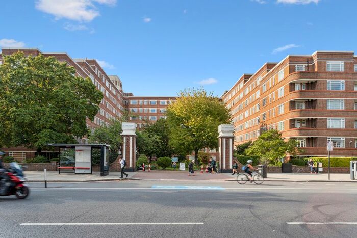 1 Bedroom Flat To Rent In Balham High Road, London, SW17