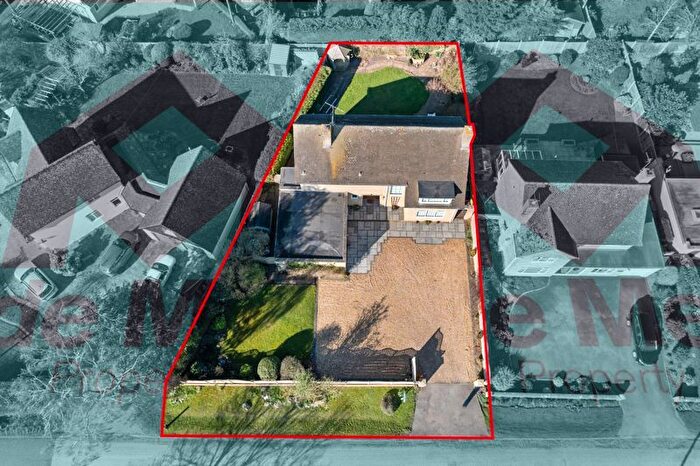 4 Bedroom Detached House For Sale In Romsley Court, Pamington, Tewkesbury, GL20