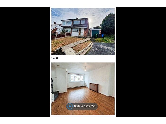 3 Bedroom Semi-Detached House To Rent In Lynmouth Close, Oldham, OL9