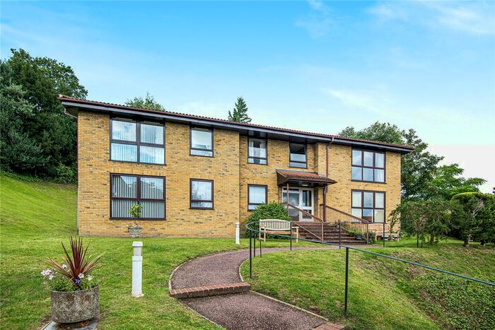 2 Bedroom Flat To Rent In Wood Lodge Grange, St. Johns Hill, Sevenoaks, Kent, TN13