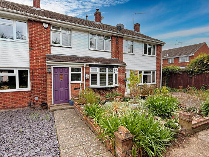 3 Bedroom Terraced House For Sale In Purcell Way, Stanford Le Hope, Thurrock Essex, SS17