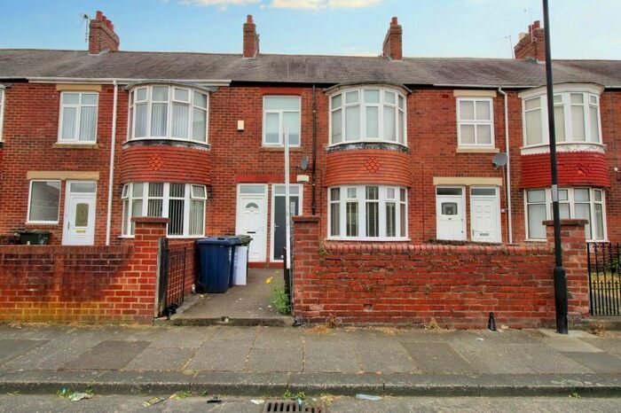 2 Bedroom Flat To Rent In Weardale Avenue, Walker, Newcastle Upon Tyne, Tyne And Wear, NE6