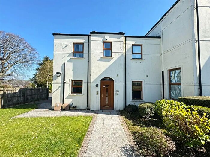 2 Bedroom Apartment / Flats For Sale In Collinbridge Manor, Newtownabbey, BT36
