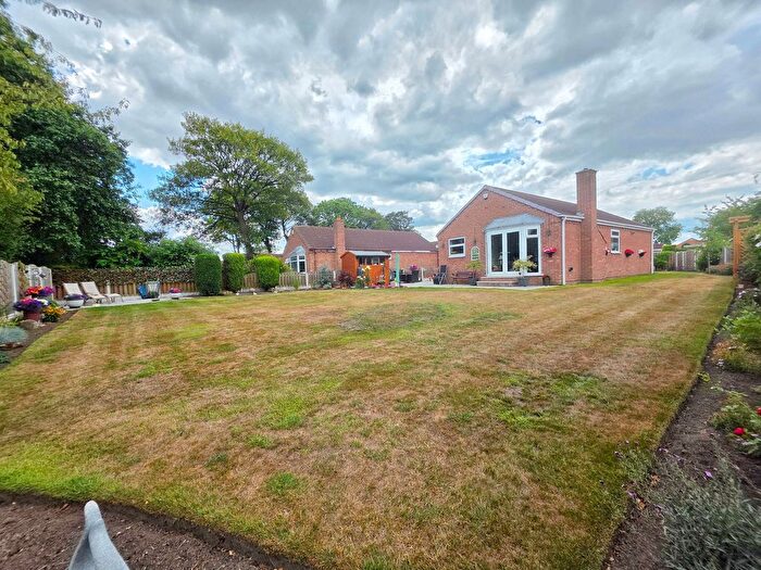 2 Bedroom Bungalow For Sale In Shafton Hall Drive, Shafton, Barnsley, S72