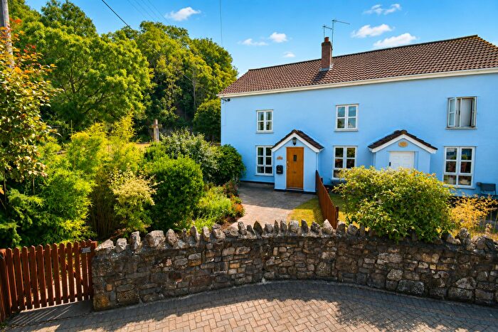 2 Bedroom Cottage For Sale In Superbly Presented Period Cottage On Moorhouse Lane, Hallen, Bristol, BS10