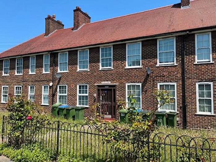 1 Bedroom Flat To Rent In Inigo Jones Road, Charlton, London, SE7