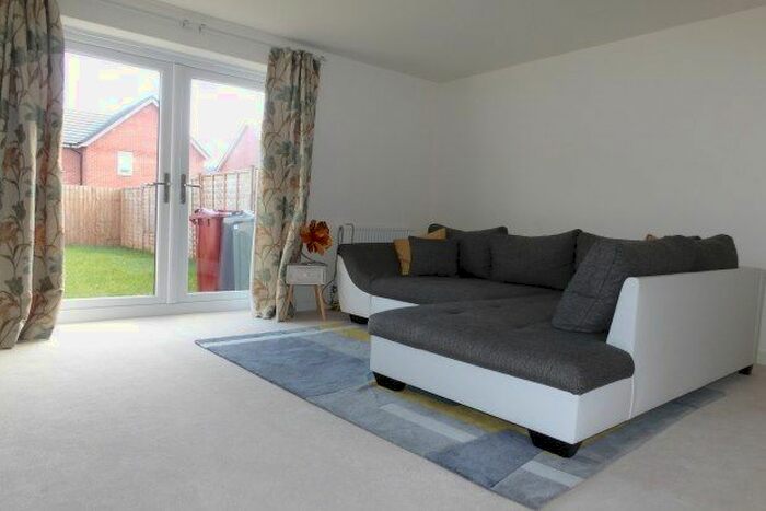 3 Bedroom Property To Rent In Shirebrook, Mansfield, NG20