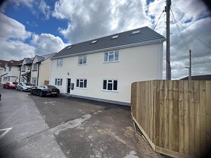 1 Bedroom Flat To Rent In Imber Road, Warminster, Wiltshire, BA12