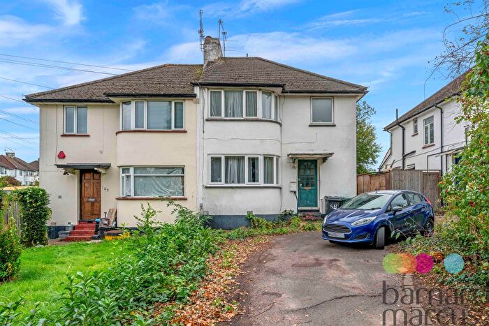 1 Bedroom Maisonette For Sale In Ellesmere Avenue, London, NW7