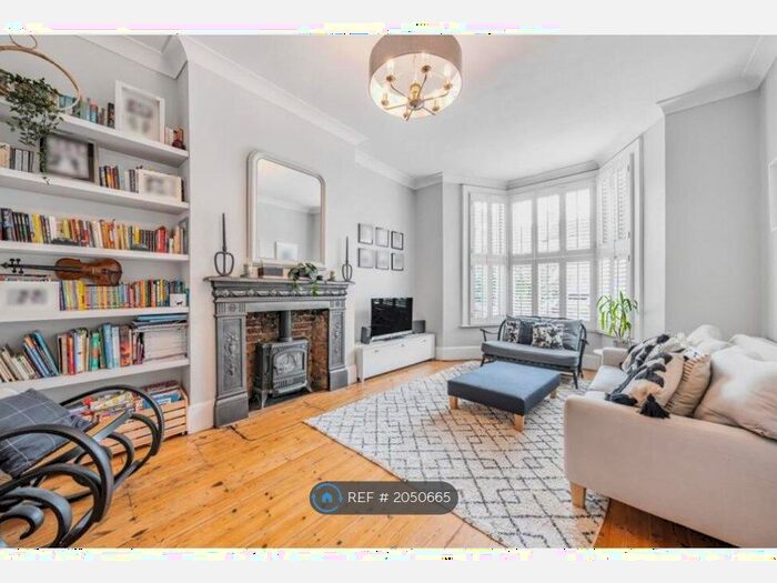 3 Bedroom Terraced House To Rent In Wellmeadow Road, London, SE13