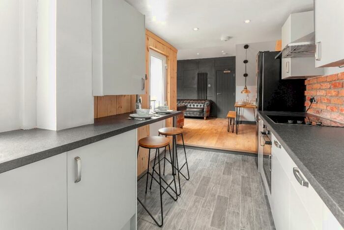 5 Bedroom Terraced House To Rent In Stamford Street, Liverpool, L7