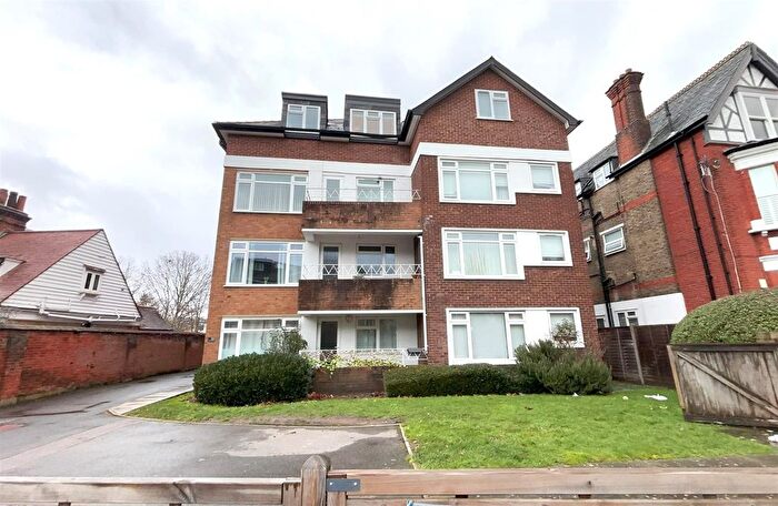 1 Bedroom Flat For Sale In Bromley Road, Beckenham, BR3