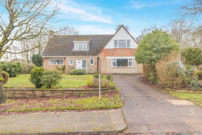 3 Bedroom Detached House For Sale In Chestnut Drive, Mansfield, NG18