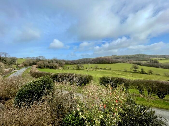 3 Bedroom House To Rent In Llanelian-yn-Rhos, LL29