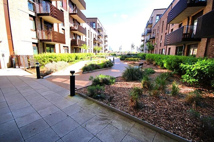 1 Bedroom Flat For Sale In Waterfront Heights, A Mount Pleasant, Wembley, HA0