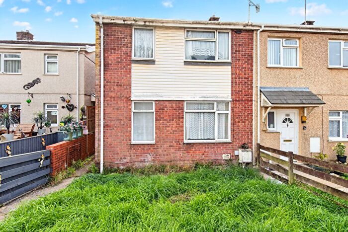 3 Bedroom End Of Terrace House For Sale In Isgraig, Burry Port, SA16
