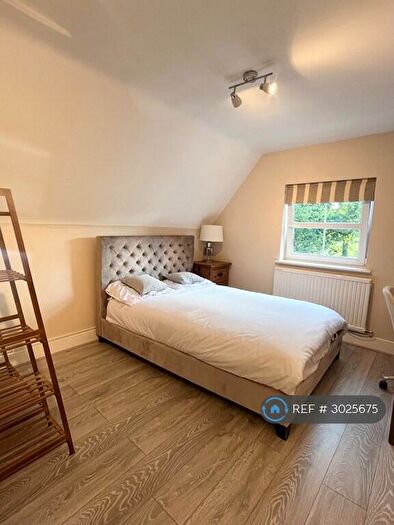 Studio To Rent In Bayford Way, Stansted, CM24
