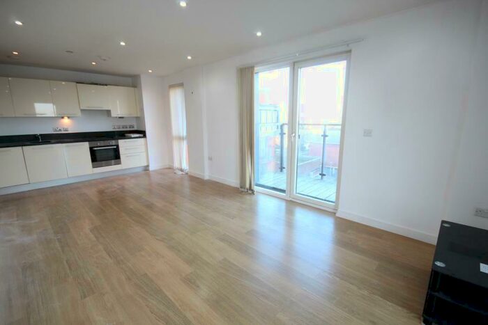 2 Bedroom Apartment To Rent In ***Let Agreed***Railway Terrace, Slough***Let Agreed***, SL2