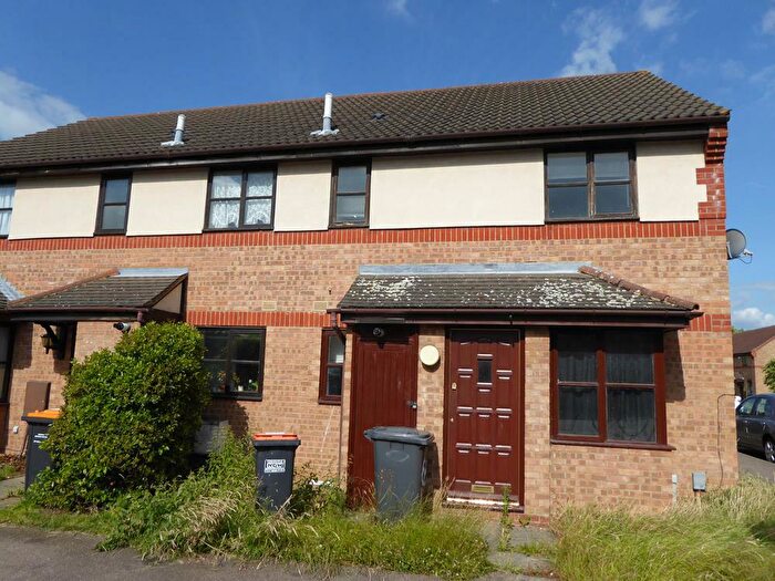 1 Bedroom Cluster House To Rent In Poppyfields, Bedford, MK41