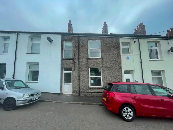 3 Bedroom Terraced House For Sale In Salisbury Terrace, Varteg, Pontypool, NP4
