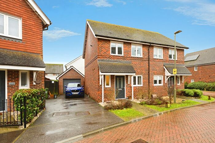 2 Bedroom Semi-Detached House For Sale In White Close, Horley, Surrey, RH6