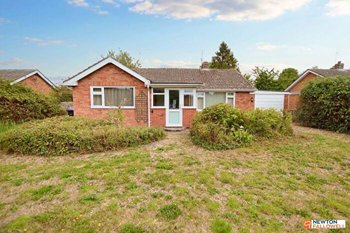 3 Bedroom Detached Bungalow For Sale In Haconby Lane, Bourne, PE10