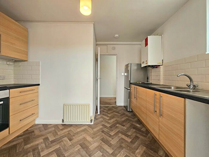 1 Bedroom Flat To Rent In Conway Road, Paignton, TQ4