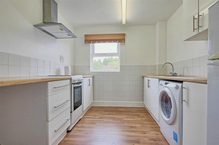 2 Bedroom Flat To Rent In Walpole Road, Cherry Hinton, Cambridge, CB1
