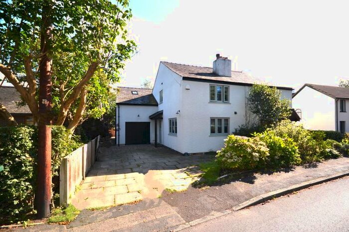 3 Bedroom Semi-Detached House For Sale In Back Lane, Newburgh, WN8
