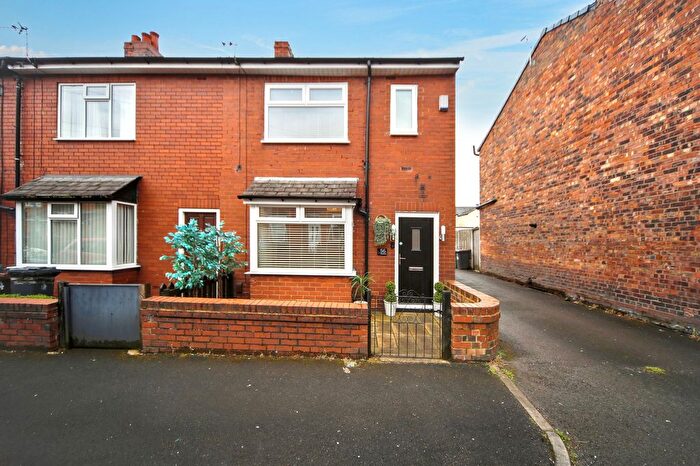 2 Bedroom End Terrace House For Sale In Albert Street, Wigan, WN5