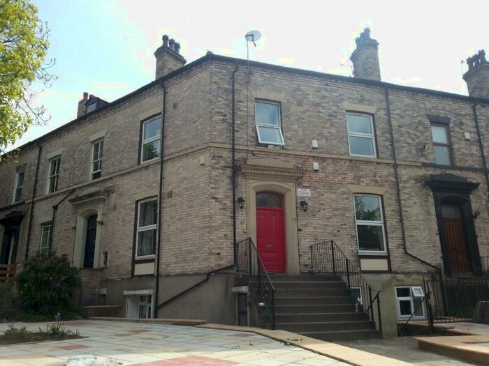 9 Bedroom Property To Rent In Midland Road, Hyde Park, Leeds, LS6